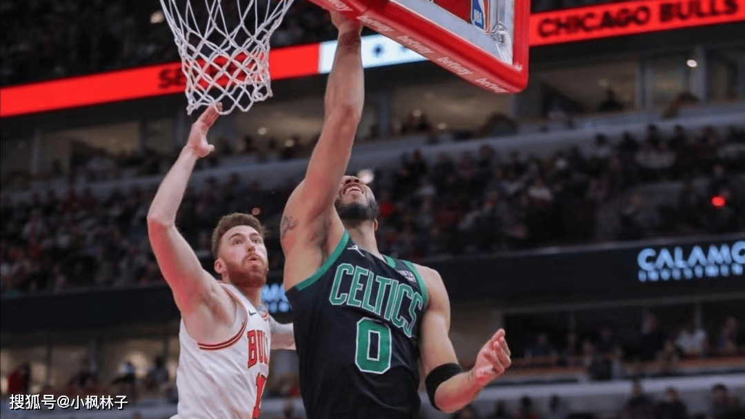 亚博体育APP-塔图姆官方宣布战术调整新规，公牛引发争议！赛场气氛高涨-亚博体育APP